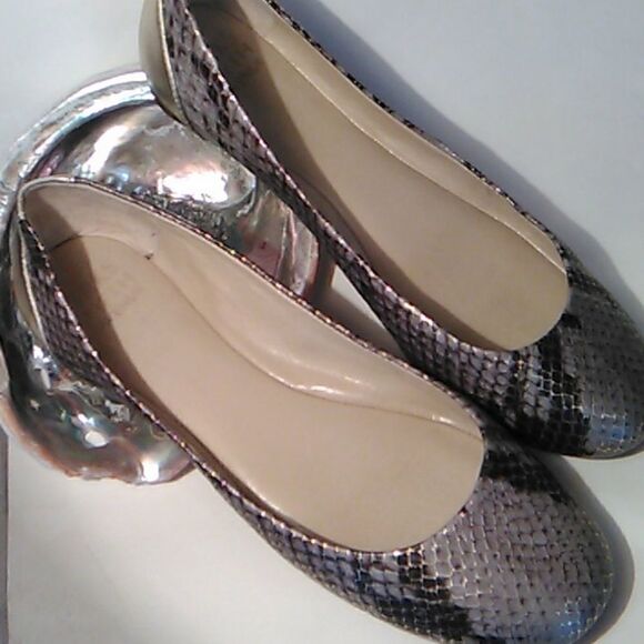 Saks Fifth Avenue Snake Embossed Flats - Picture 12 of 12